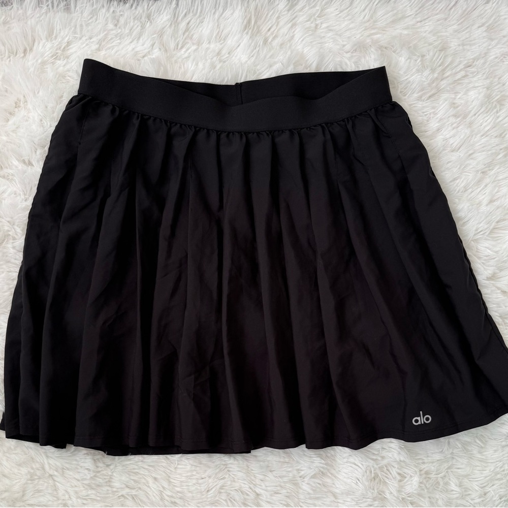 ALO Black Tennis Skirt - Picture 1 of 4